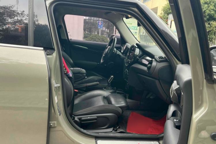 Used MINI 2019 2.0T COOPER S Classic Edition Five-Door Model