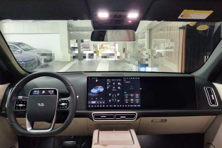 Used Li Auto L7 2025 Max Smart Refresh Edition Center Console