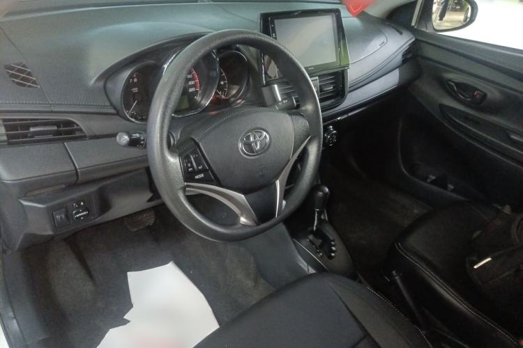 Used Toyota Vios 2021 1.5L CVT Innovation Edition Center Console