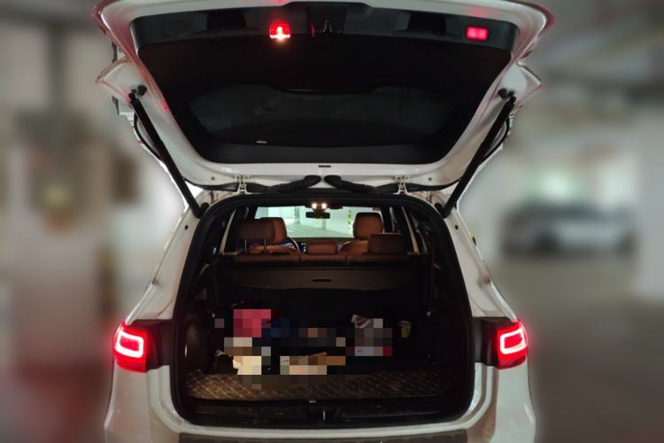 Used Mercedes-Benz GLB 2020 Facelift GLB 200 Fashion Edition Trunk