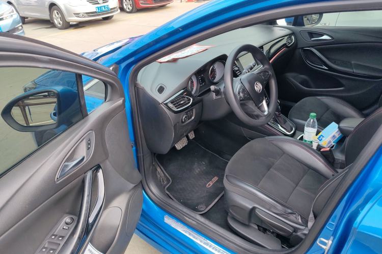 Used Buick Verano 2016 Hatchback GS 20T Dual-Clutch Passionate Sporty Model
