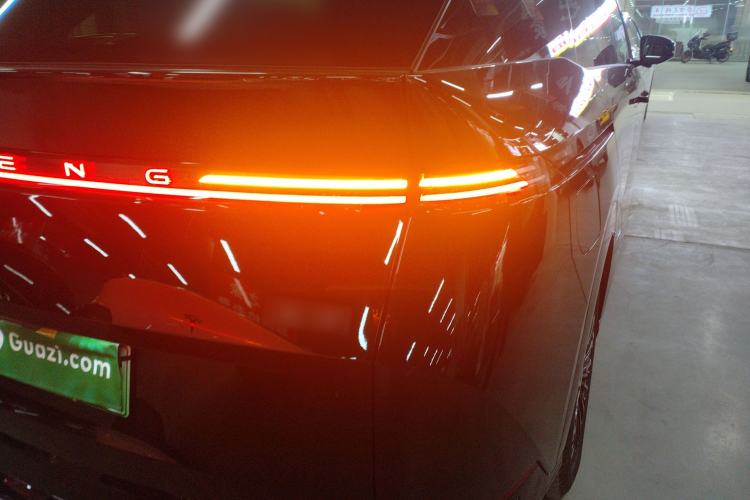 Used XPeng X9 2025 740 Ultra-Long Range Max Exterior 3