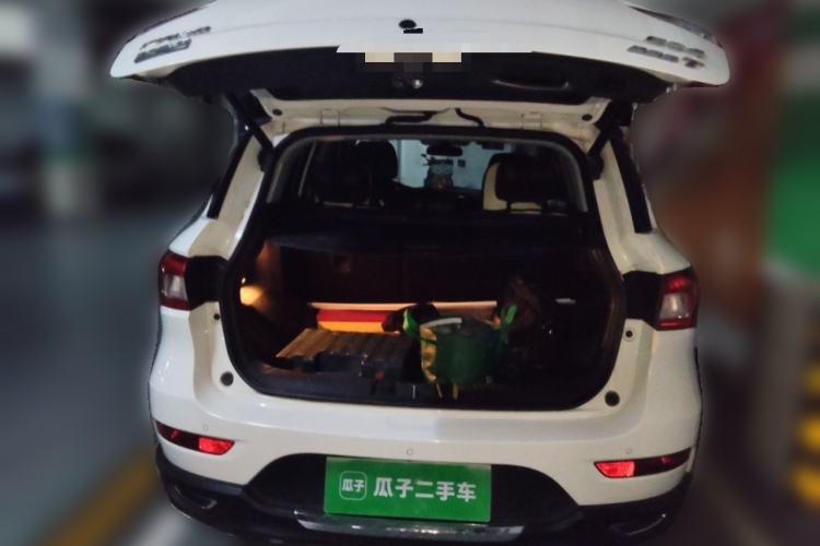 Used GAC Trumpchi GS4 2017 235T Automatic Two-Wheel Drive Luxury Smart Connectivity Version Trunk