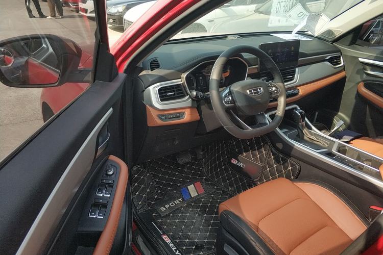 Used Geely Auto Vision X6 2020 1.4T CVT Luxury Edition Interior 3