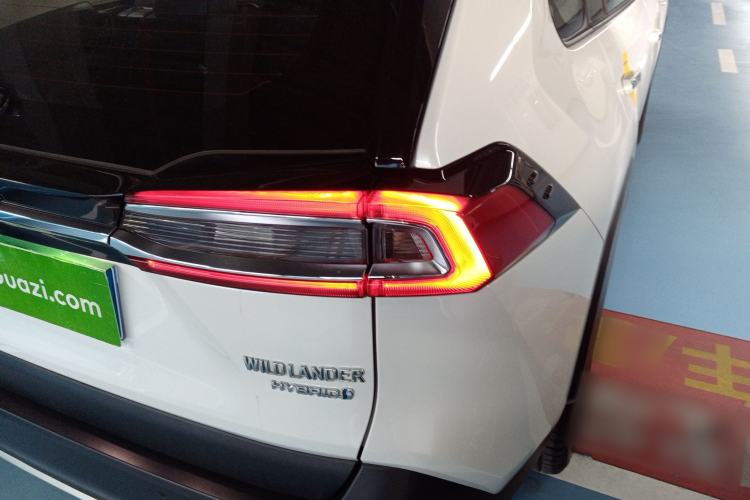 Used Toyota Wildlander 2023 Dual-Motor 2.5L E-CVT Four-Wheel Drive Prestige Edition
