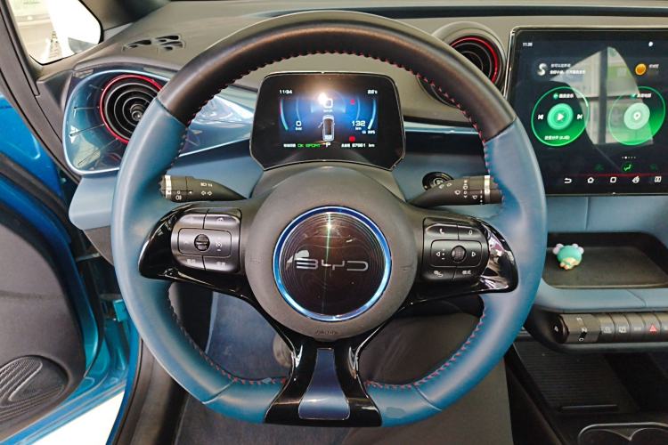Used BYD Dolphin 2021 405 km Fashion Edition Steering Wheel