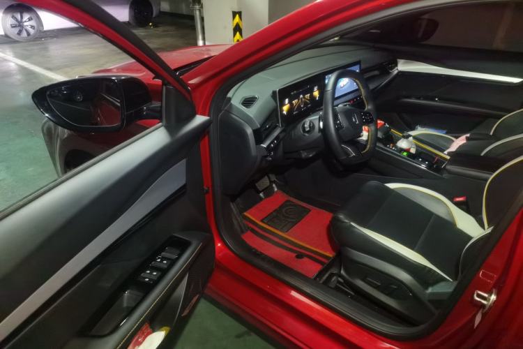 Used MG 5 Scorpio 2022 1.5T Trophy Sport Luxurious Edition Driver Seat