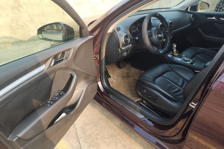 Used Audi A3 2014 Limousine 35 TFSI Automatic Comfort Model