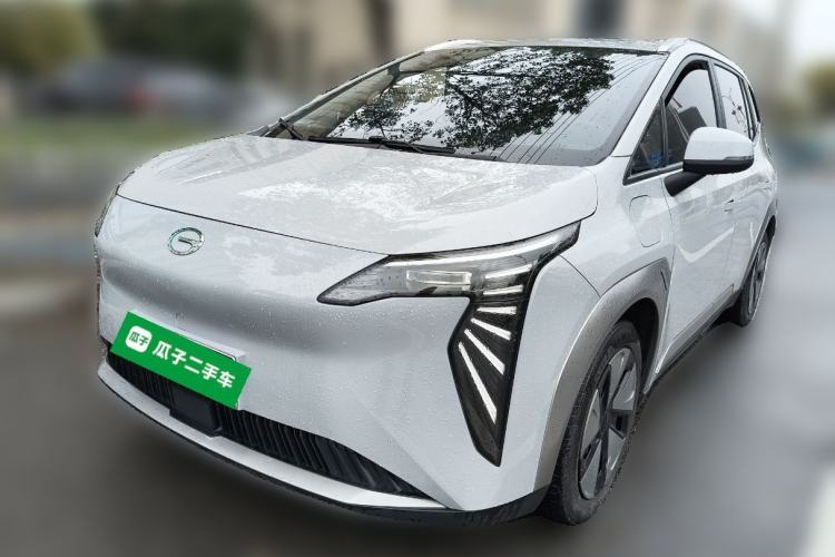 Used AION Y 2023 Younger