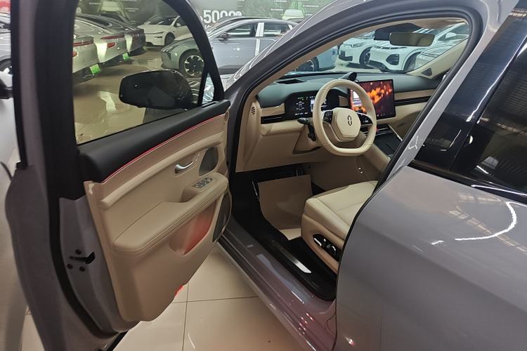 Used Hima AITO M5 2024 Extended-Range Max RS Four-Wheel Drive Advanced Intelligent Driving Version
