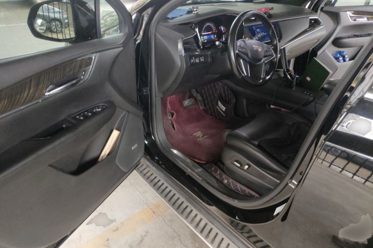 Used Cadillac XT5 2018 28E Four-Wheel Drive Tech Version
