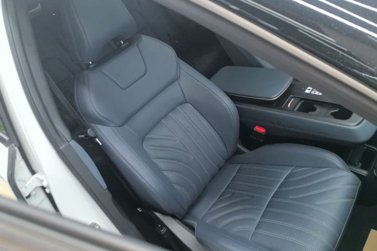 Used Nissan ARIYA 2022 Four-Wheel-Drive High-Performance Top-Tier Model