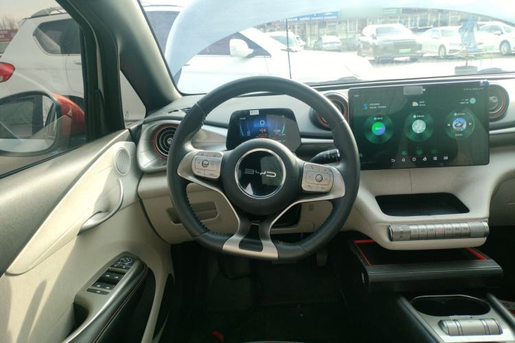 Used BYD Dolphin 2021 405 km Fashion Edition
