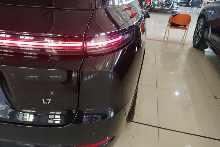Used Li Auto L7 2024 Pro Model
