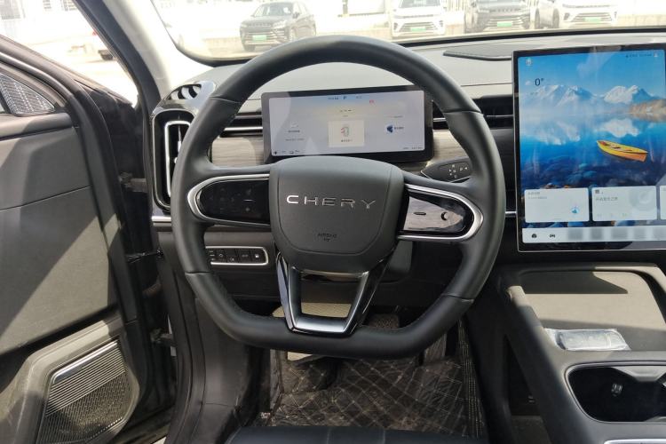Used Chery Tiggo 7 C-DM 2025 1.5T 120KM Luxury Trim Steering Wheel