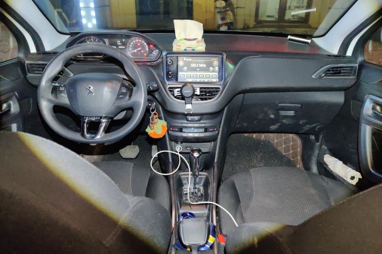 Used Peugeot 2008 2014 1.6L Automatic Fashion Edition
