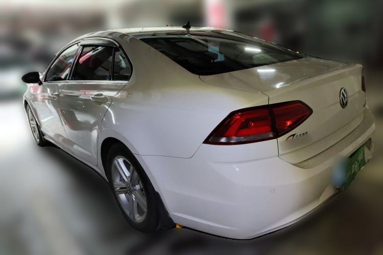 Used Volkswagen Lamando 2015 280TSI DSG Comfort Edition
