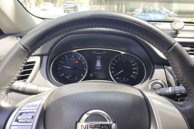 Used Nissan X-Trail 2014 2.0L CVT Comfort Edition 2WD Instrument Cluster