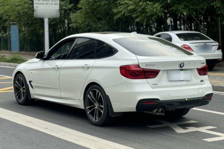 Used BMW 3 Series GT 2018 330i xDrive M Sport Edition Exterior 3