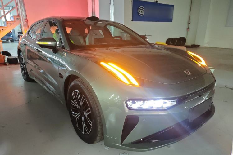 Used Zeekr 001 2025 WE Edition 95 kWh All-Wheel Drive
