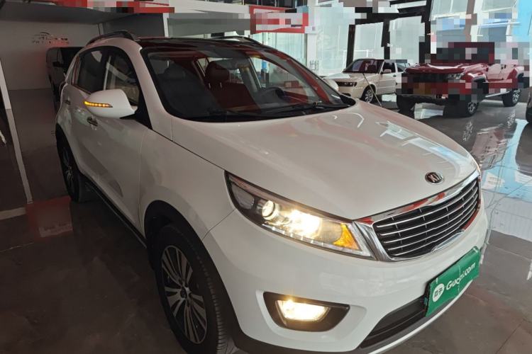 Used Kia Sportage R 2016 2.0L Automatic Two-Wheel Drive DLX Exterior 1