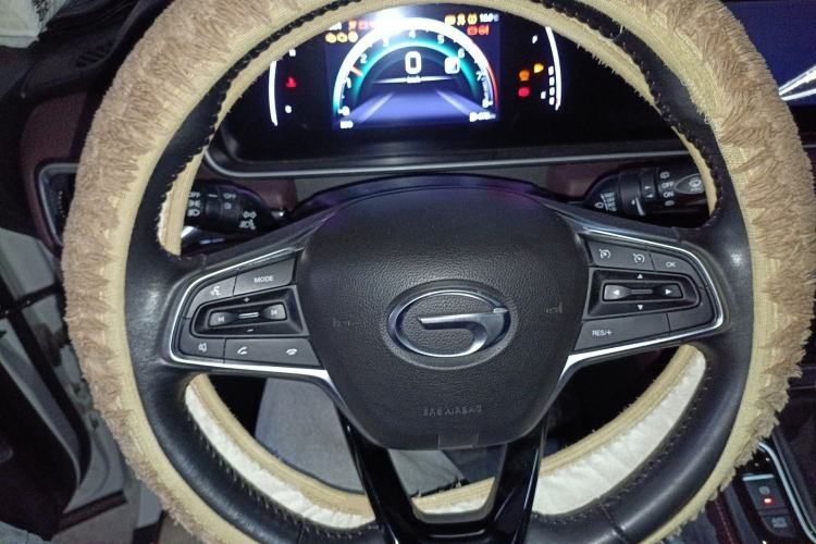 Used GAC Trumpchi M6 2021 PRO 270T Automatic Luxury Edition Steering Wheel