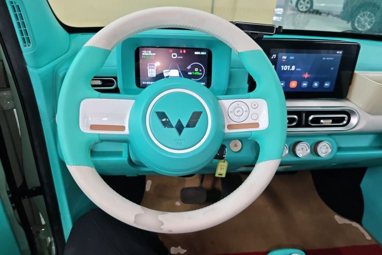 Used Wuling Hongguang MINIEV 2024 3rd Generation 215km Advanced Version Steering Wheel