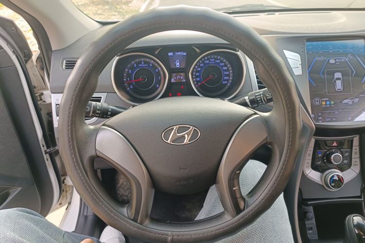 Used Hyundai Elantra (5th Generation / Langdong) 2015 1.6L Automatic Leading Model