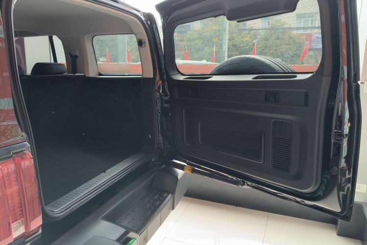 Used Tank 300 2021 Off-Road Edition 2.0T Challenger Trunk