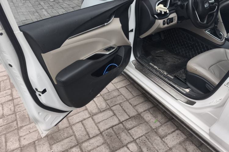 Used Buick GT 2017 15N Automatic Elite Version
