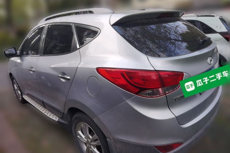 Used Hyundai ix35 2010 2.0L Automatic Two-Wheel Drive Elite Edition GLS
