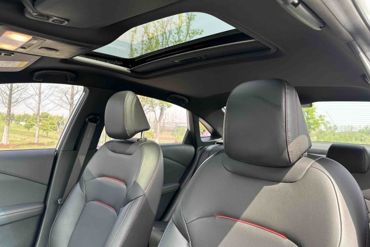 Used Chevrolet Monza 2020 Light Hybrid RS 330T Automatic Comfort Edition Interior 3