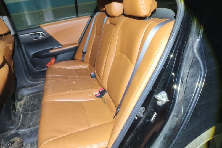 Used Honda Accord 2015 2.0L LX Comfort Edition
