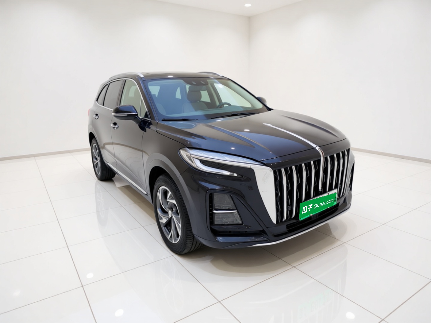 Hongqi HS3 PHEV 2025 Model 117km Jingwei Edition — снимка 3