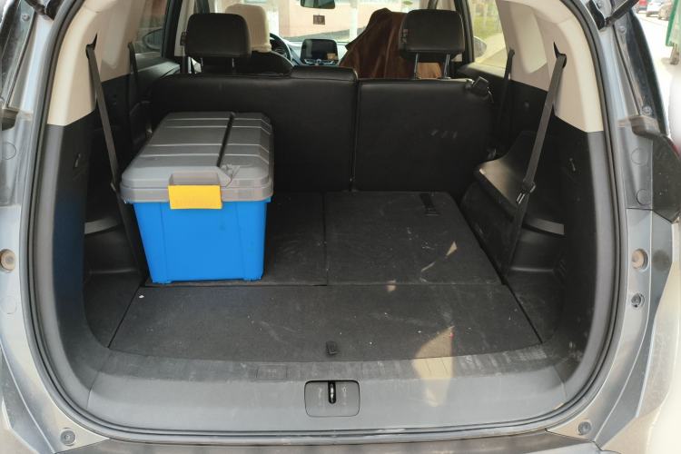 Used Chevrolet Orlando 2018 Redline 530T Automatic Enjoyment Edition (5+2 Model) – China V Standard Trunk