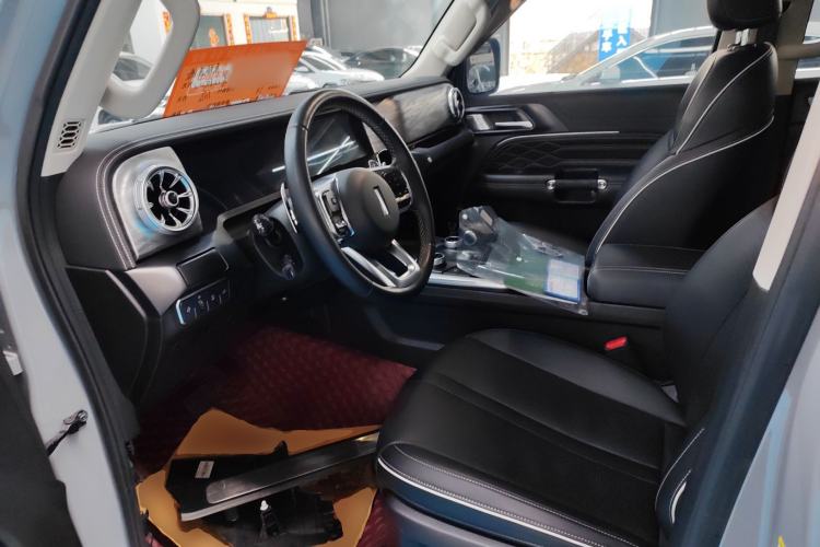 Used Tank 300 2021 Off-Road Edition 2.0T Conqueror Left Front Seat