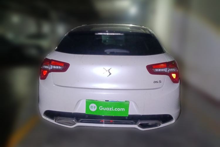 Used DS 5 2014 1.6T Luxury Edition THP160
