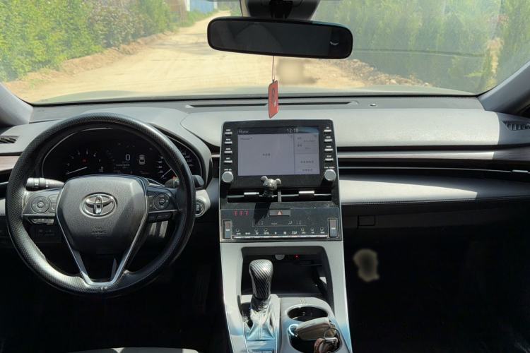 Used Toyota Avalon 2019 2.0L Ambition Edition China VI
