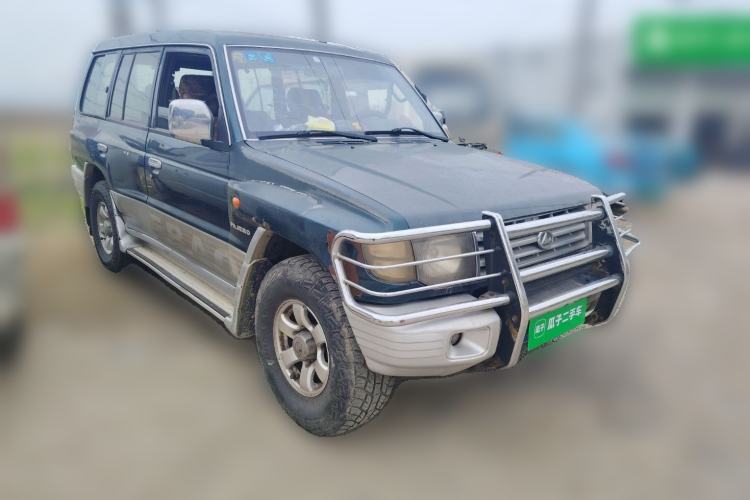 Used Leopaard Heijingang 2009 2.4L Manual 4x4