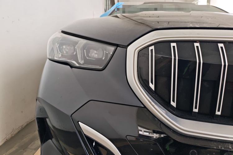 Used BMW i5 2025 eDrive 35L M Sport Package Exterior 6