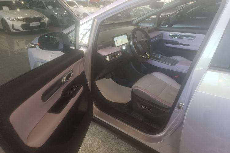 Used AION Y 2022 Plus 70 Smart Edition