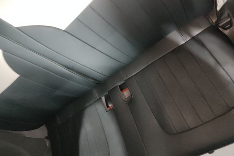 Used Wuling Hongguang MINIEV 2022 Macaron Premium Model – Lithium Iron Phosphate Left Rear Seat