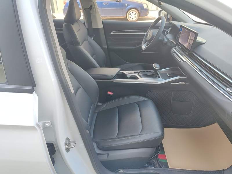 Used Geely Auto Emgrand 2023 4th Generation Champion Edition 1.5L CVT Luxury Model — 24
