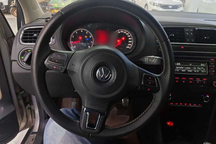 Used Volkswagen Polo 2012 1.6L Cross Polo MT