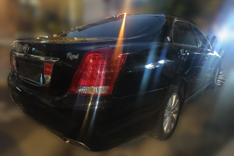 Used Toyota Crown 2010 2.5L Royal Leather Sunroof Edition