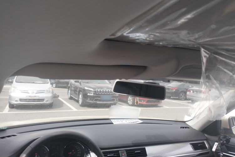 Used Volkswagen Bora 2016 1.6L Automatic Comfort Model Headliner