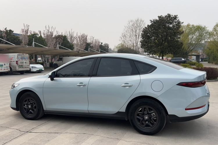 Used BYD Qin PLUS 2025 DM-i Smart Drive 55KM Leading Model