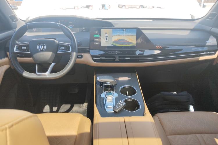 Used CHANGAN UNI-K 2021 2.0T Prestige Edition Center Console