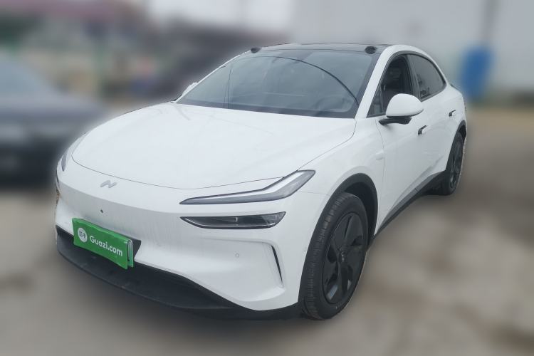 Used ONVO L60 2025 Model—85 kWh All-Wheel-Drive Version