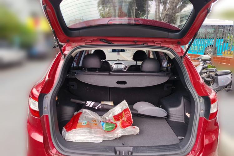 Used Hyundai ix35 2013 2.0L Automatic Two-Wheel Drive Smart GLS China IV Standard